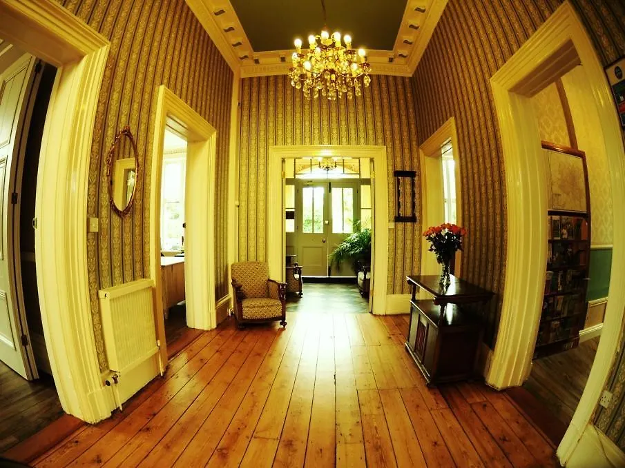 Bed and Breakfast Cotswold Grange Cheltenham